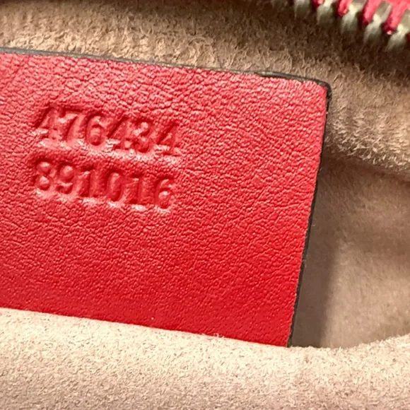 Gucci Red Quilted Leather Crossbody Bag - Picture 5 of 9